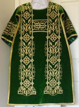 Green Antique Roman High Mass Set of Vestments 8446